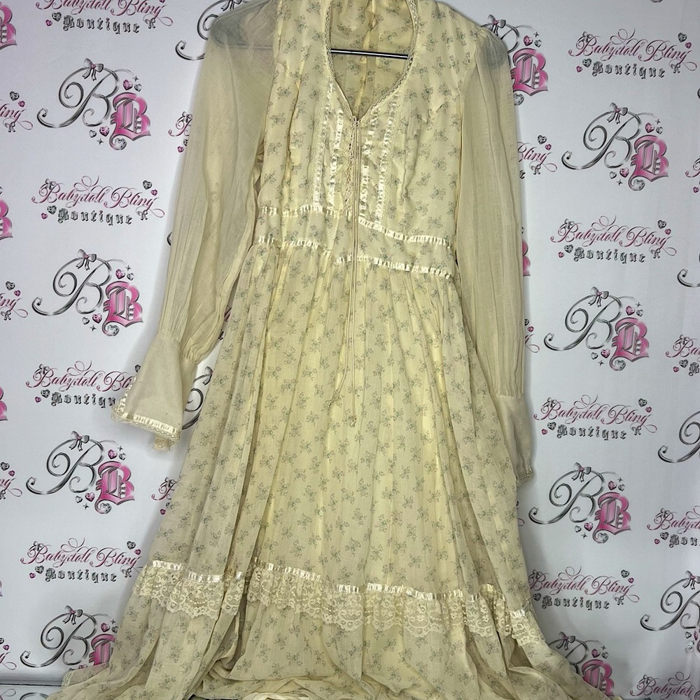 GUNNE SAX Victorian dress floral vintage old school long lace ruffle frilly